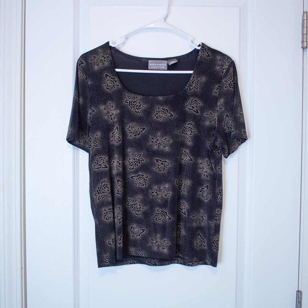 Romantic goth black tee with soft gold floral rose print stretch knit feel VTG L